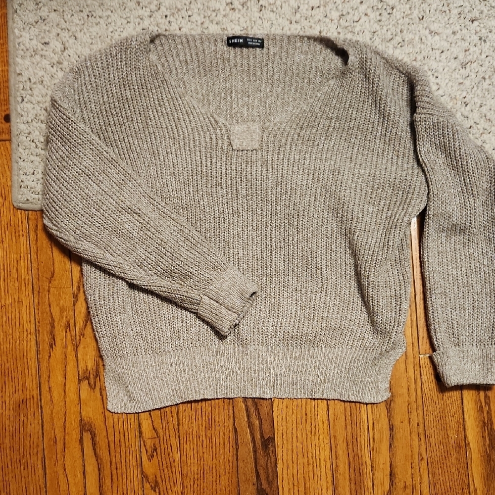 SHEIN Gray Knit Sweater - Picture 1 of 3